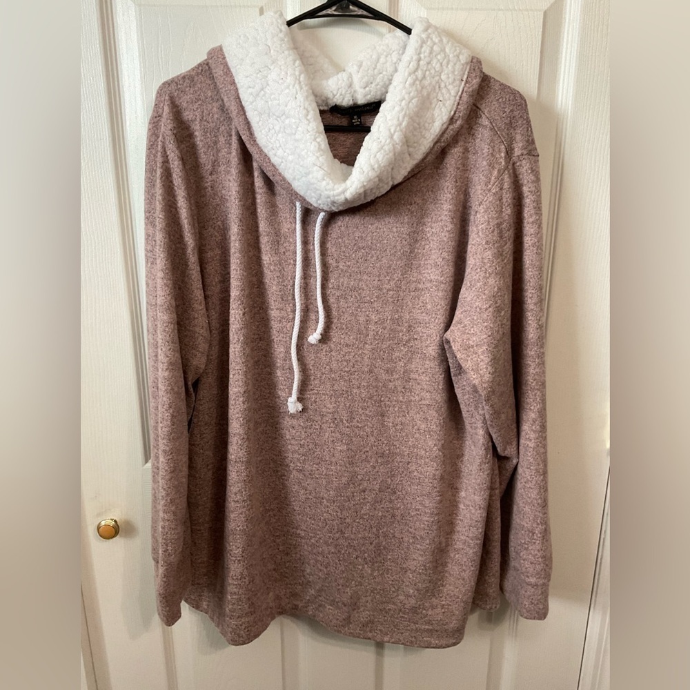 Kathy Ireland cowl neck tunic. Size XL